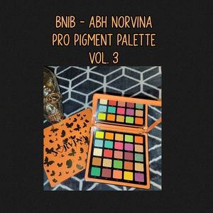 BNIB Anastasia Beverly Hills NORVINA Pro Pigment Palette Vol. 3